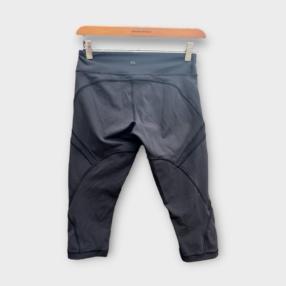 Lululemon size 4 - Picture 3 of 4